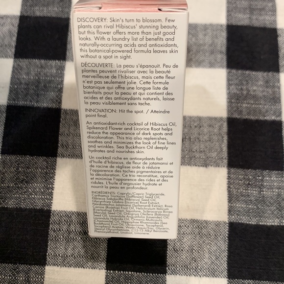 Volition Hibiscus Unspottable Correcting Oil - Picture 4 of 9